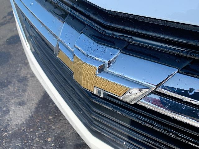 2022 Chevrolet Equinox Vehicle Photo in MOON TOWNSHIP, PA 15108-2571