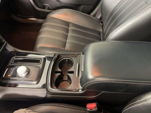 2022 Chrysler 300 Vehicle Photo in PHOENIX, AZ 85014-3381