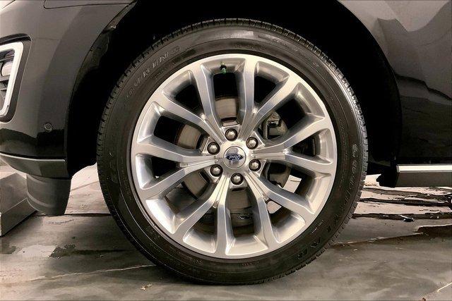 2019 Ford Expedition Vehicle Photo in KANSAS CITY, MO 64114-4502