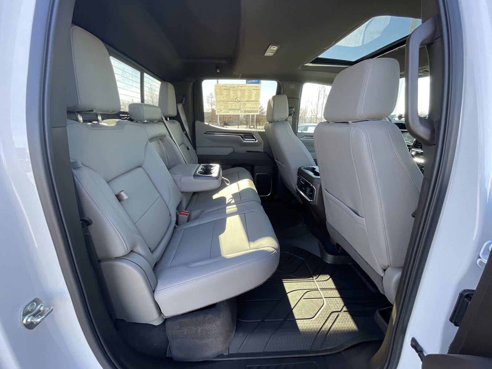 2025 Chevrolet Silverado 1500 Vehicle Photo in BENTONVILLE, AR 72712-4322