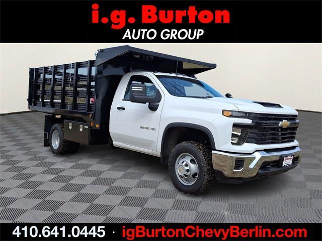 2024 Chevrolet Silverado 3500 HD Chassis Cab Vehicle Photo in BERLIN, MD 21811-1121