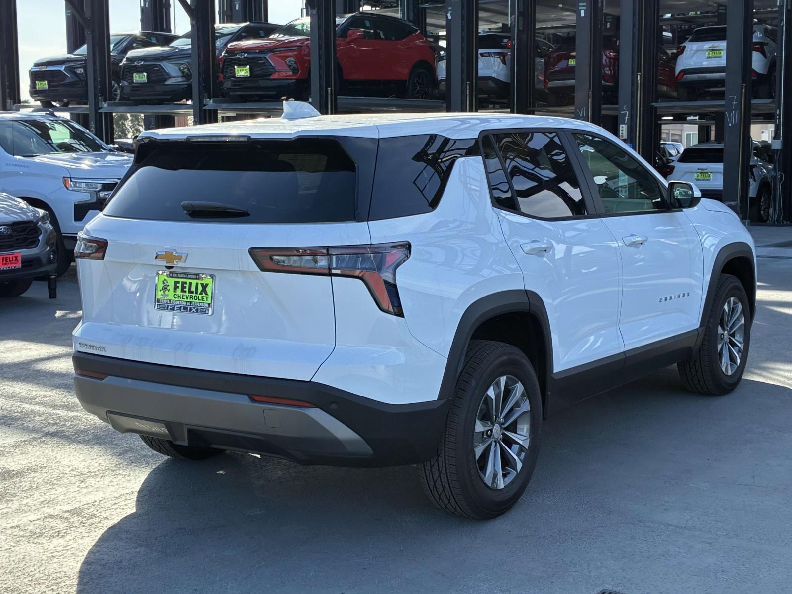 2025 Chevrolet Equinox Vehicle Photo in LOS ANGELES, CA 90007-3794