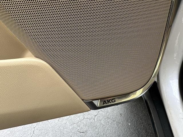 2021 Cadillac Escalade Vehicle Photo in MARION, NC 28752-6372