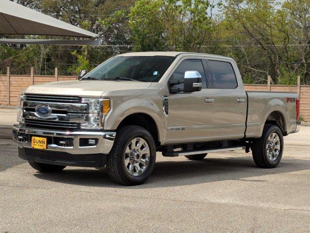2017 Ford Super Duty F-250 SRW Vehicle Photo in San Antonio, TX 78230