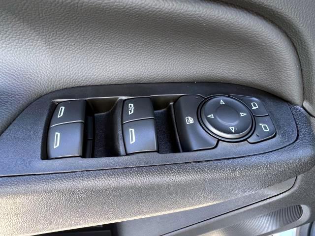 2022 Chevrolet Equinox Vehicle Photo in Roslyn, NY 11576