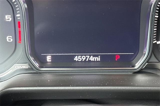 2021 GMC Yukon XL Vehicle Photo in ELK GROVE, CA 95757-8703