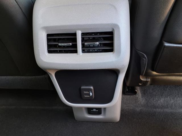 2024 GMC Terrain Vehicle Photo in TAMPA, FL 33612-3404