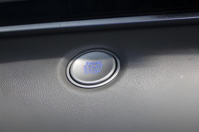 2022 Hyundai ELANTRA Vehicle Photo in Green Bay, WI 54304