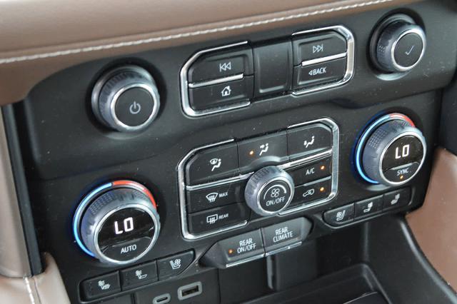 2023 Chevrolet Tahoe Vehicle Photo in Houston, TX 77090