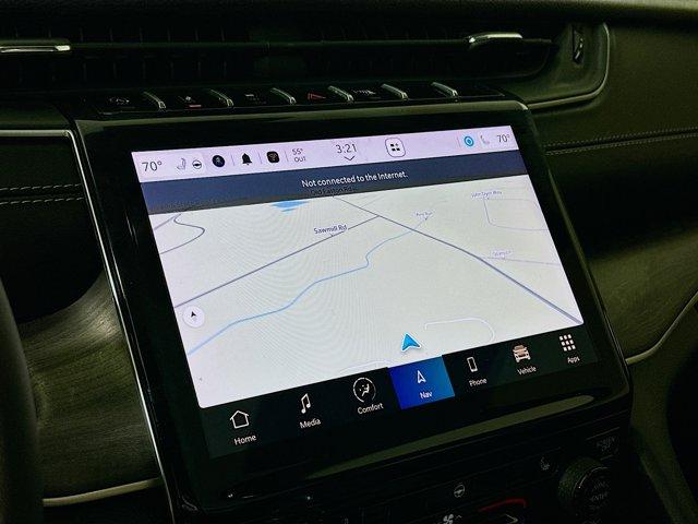 2024 Jeep Grand Cherokee L Vehicle Photo in Doylsetown, PA 18901