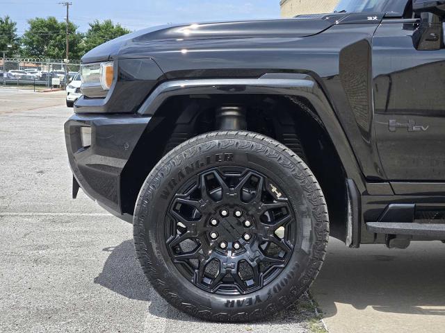 2025 GMC HUMMER EV Pickup Vehicle Photo in DALLAS, TX 75209-3016