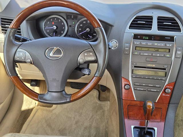2011 Lexus ES 350 Vehicle Photo in DENTON, TX 76210-9321