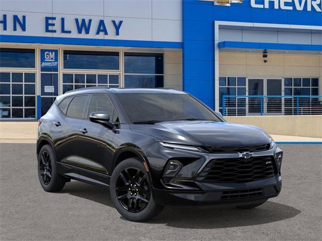 2025 Chevrolet Blazer Vehicle Photo in ENGLEWOOD, CO 80113-6708