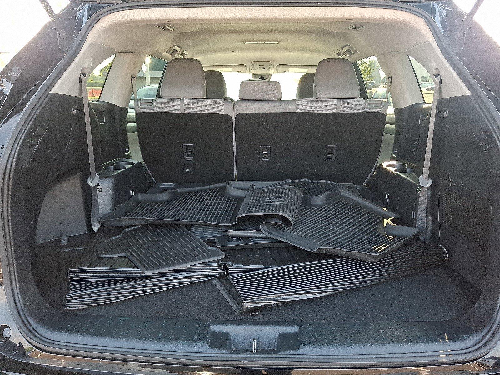 2022 Toyota Highlander Vehicle Photo in Harrisburg, PA 17111