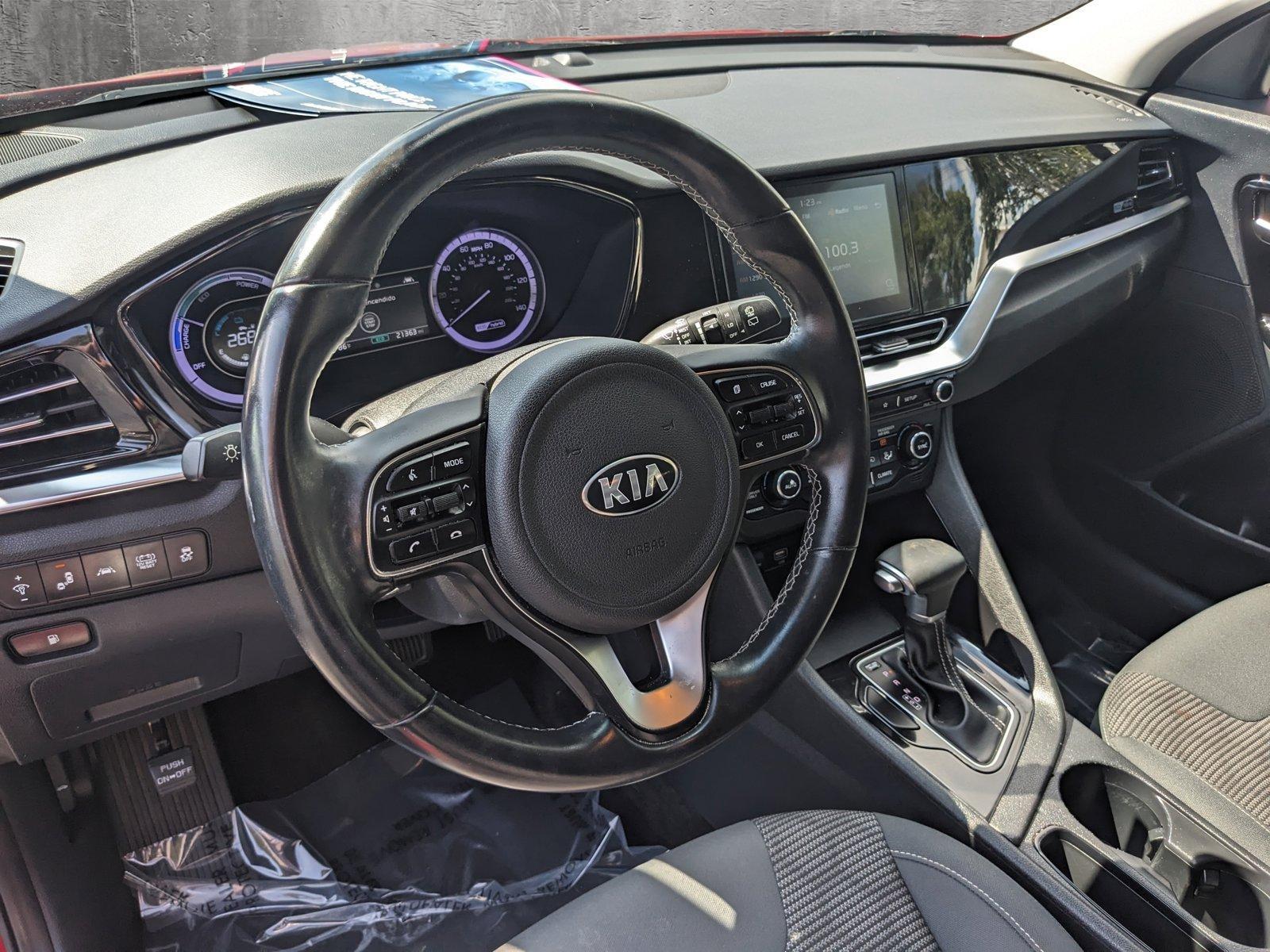 2020 Kia Niro Vehicle Photo in GREENACRES, FL 33463-3207