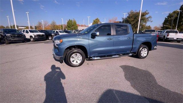 2024 Chevrolet Silverado 1500 Vehicle Photo in BENTONVILLE, AR 72712-4322