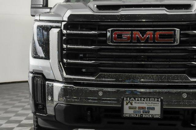 2025 GMC Sierra 2500 HD Vehicle Photo in PUYALLUP, WA 98371-4149