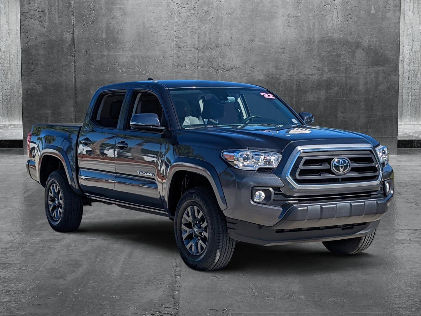 2022 Toyota Tacoma 2WD Vehicle Photo in Davie, FL 33331