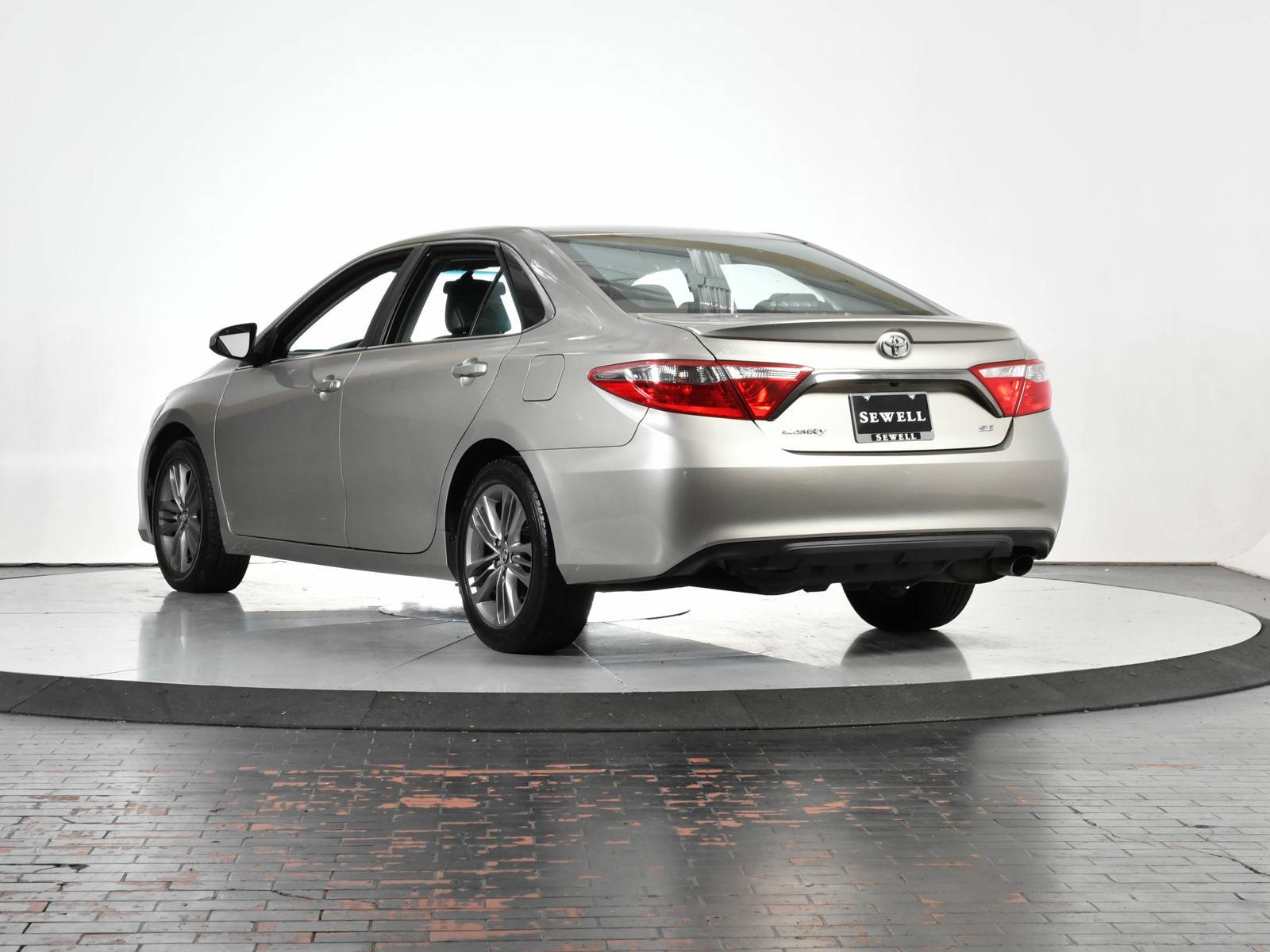 2016 Toyota Camry Vehicle Photo in DALLAS, TX 75235