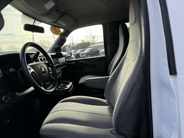 2016 Chevrolet Express Passenger Vehicle Photo in SAINT JAMES, NY 11780-3219