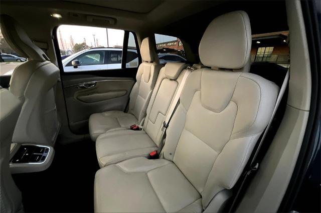 2023 Volvo XC90 Vehicle Photo in Houston, TX 77007