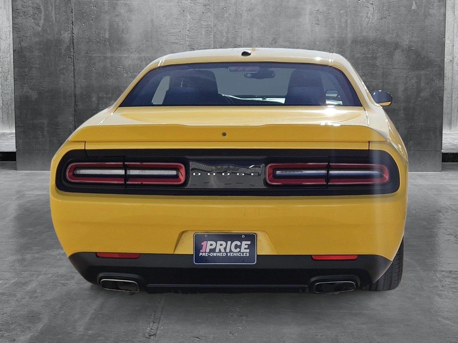 2018 Dodge Challenger Vehicle Photo in NORTH RICHLAND HILLS, TX 76180-7199