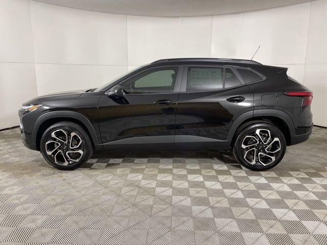 2025 Chevrolet Trax Vehicle Photo in PHOENIX, AZ 85014-3381