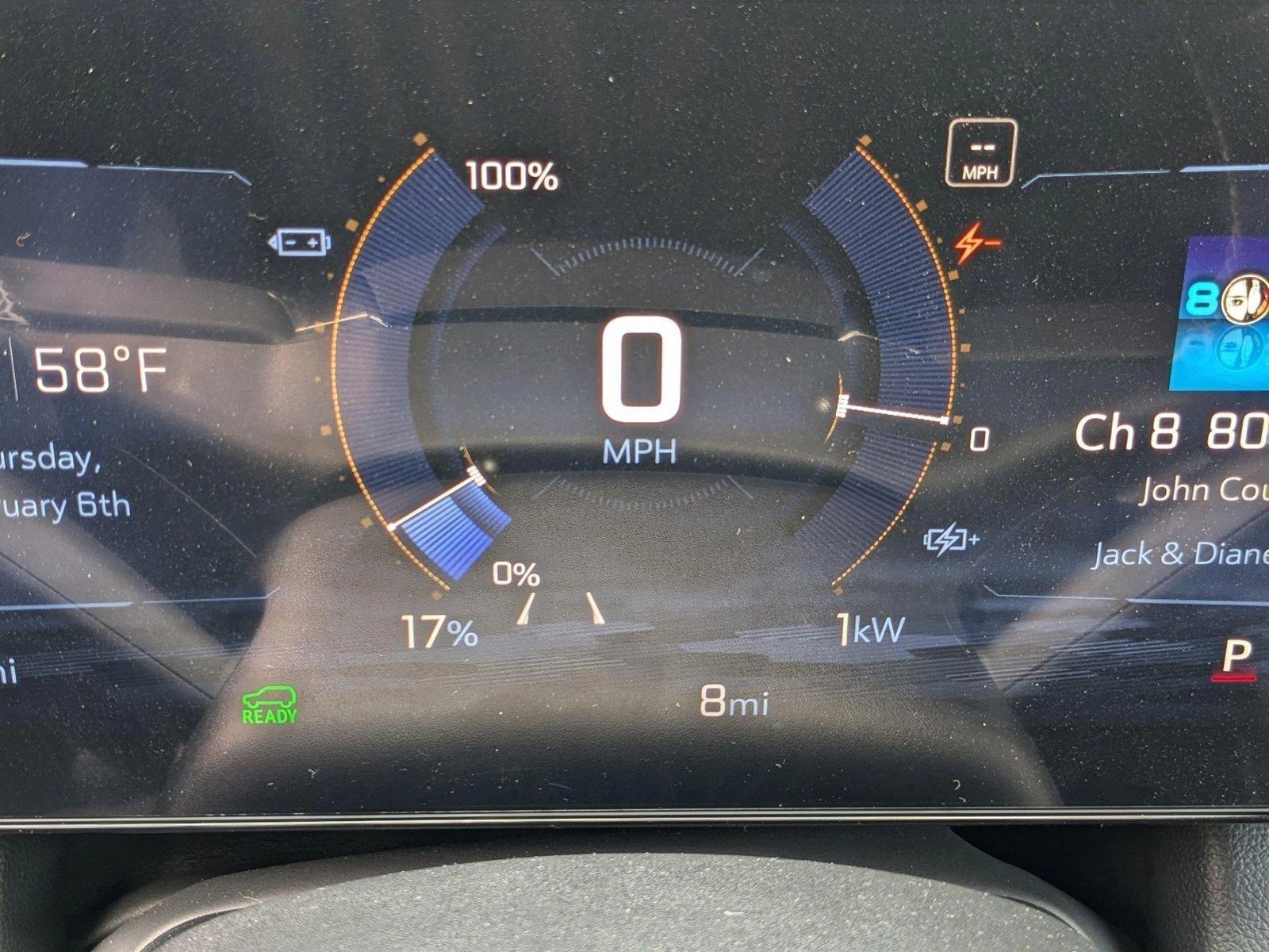 2025 Chevrolet Equinox EV Vehicle Photo in VALENCIA, CA 91355-1705