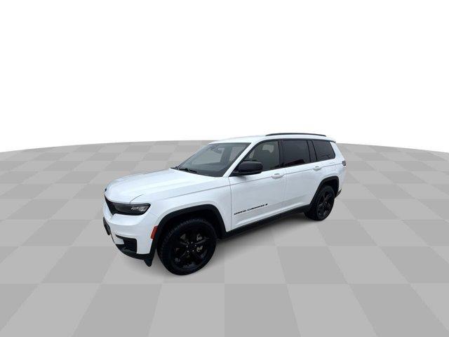 White 2021 Jeep Grand Cherokee Limited (with Photos) for