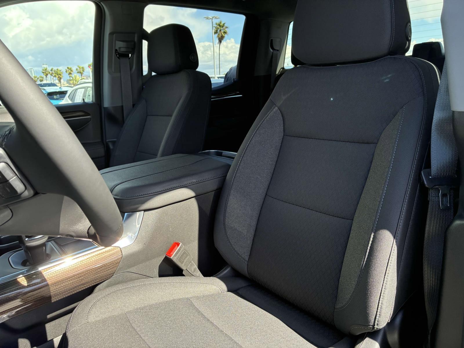 2025 Chevrolet Silverado 1500 Vehicle Photo in LOS ANGELES, CA 90007-3794