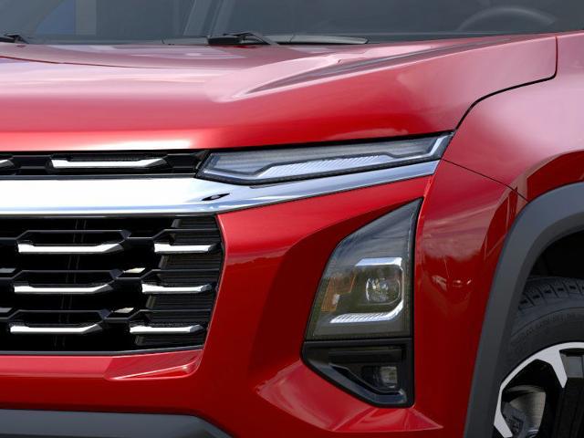 2025 Chevrolet Equinox Vehicle Photo in Roslyn, NY 11576