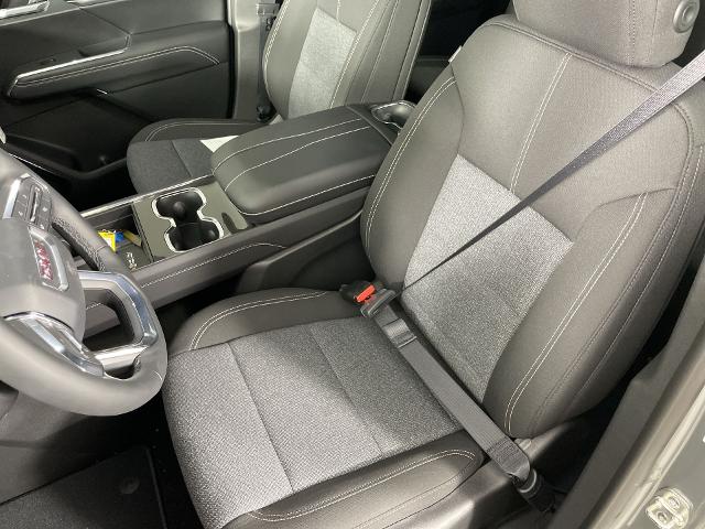 2025 GMC Acadia Vehicle Photo in GILBERT, AZ 85297-0402