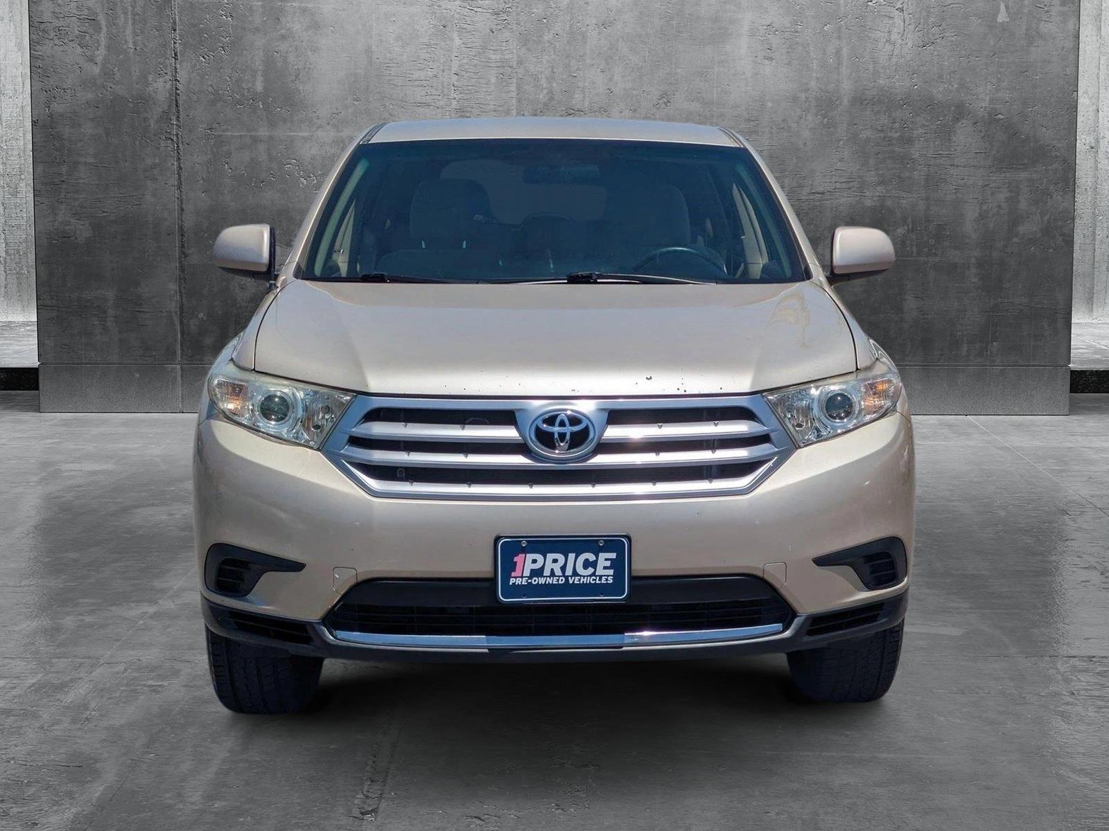 2012 Toyota Highlander Vehicle Photo in Bradenton, FL 34207