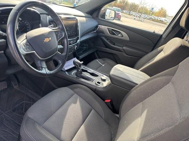 2022 Chevrolet Traverse Vehicle Photo in ENGLEWOOD, CO 80113-6708