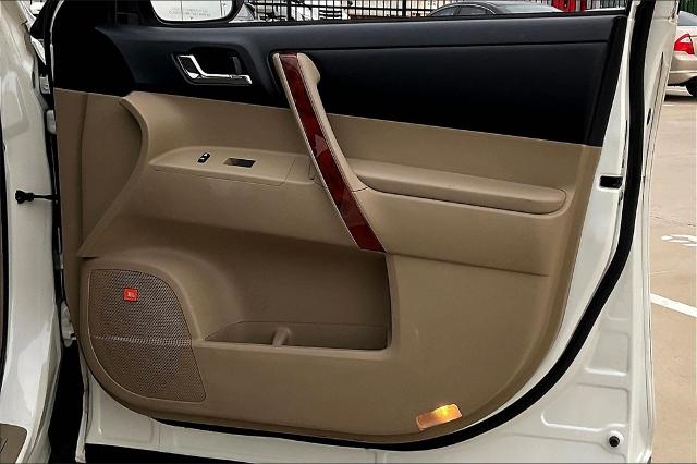2012 Toyota Highlander Vehicle Photo in Grapevine, TX 76051