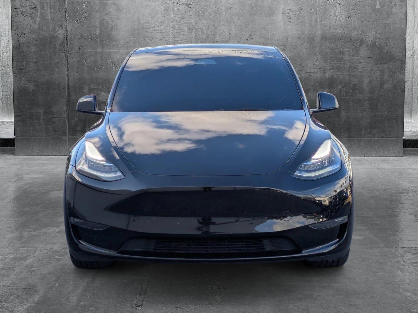 2023 Tesla Model Y Vehicle Photo in WEST PALM BEACH, FL 33407-3296
