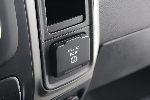 2019 Ram 1500 Classic Vehicle Photo in Green Bay, WI 54304