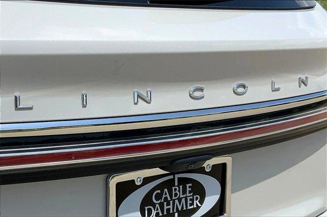 2021 Lincoln Nautilus Vehicle Photo in TOPEKA, KS 66609-0000