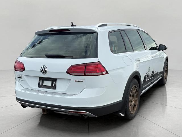 2019 Volkswagen Golf Alltrack Vehicle Photo in Neenah, WI 54956