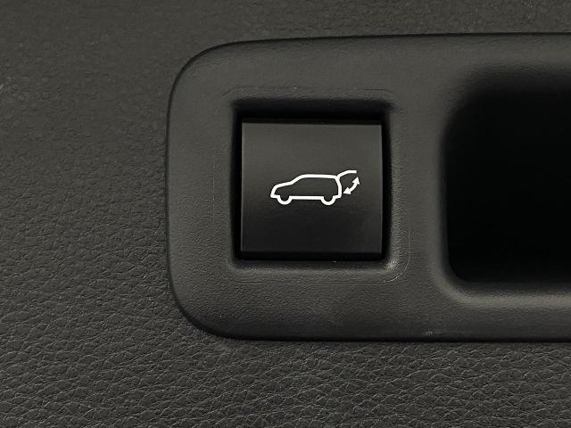 2023 Toyota Highlander Vehicle Photo in Appleton, WI 54913