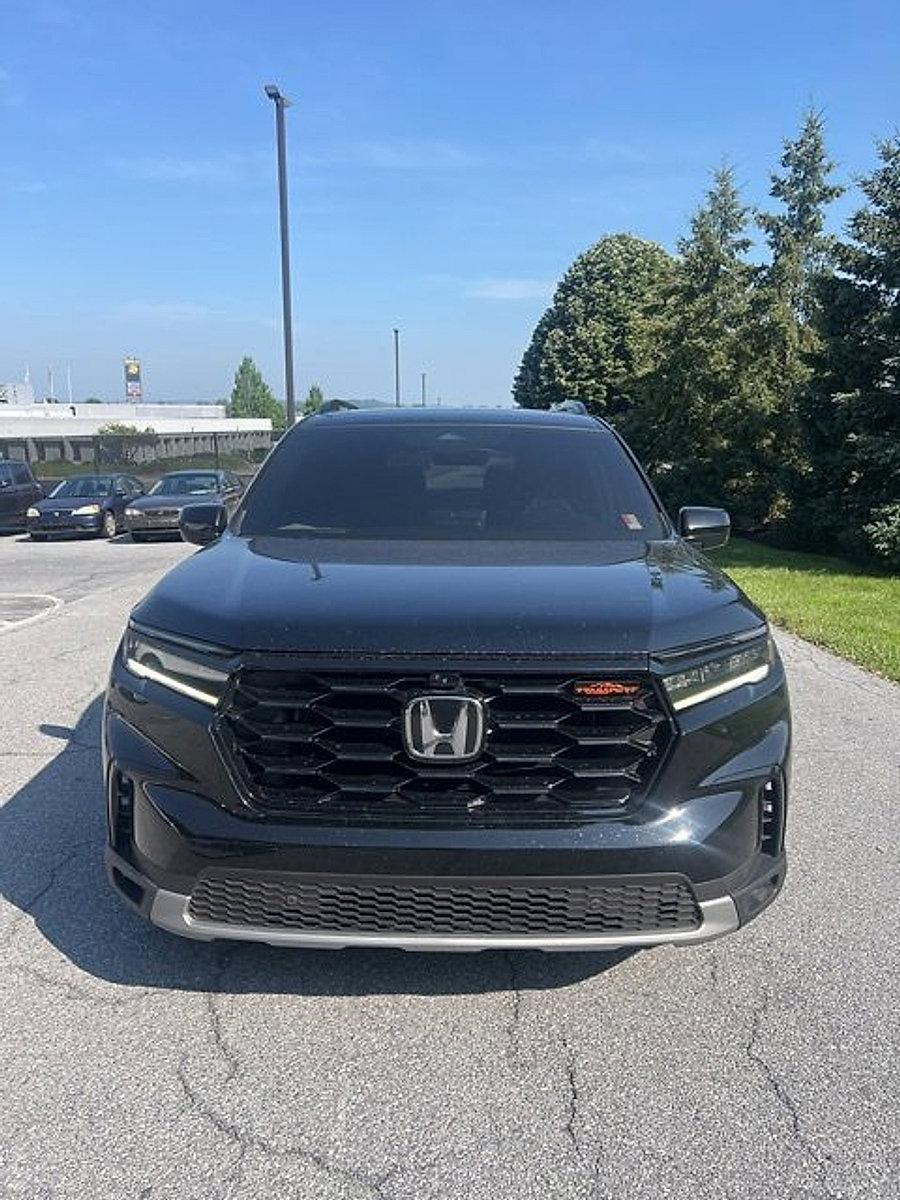 2023 Honda Pilot Vehicle Photo in Harrisburg, PA 17111