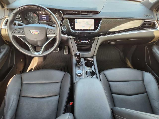 2024 Cadillac XT6 Vehicle Photo in DENTON, TX 76210-9321