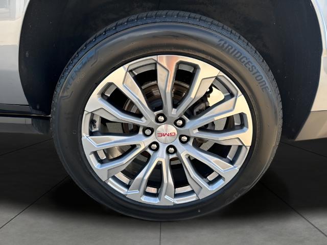 2022 GMC Yukon XL Vehicle Photo in MANITOWOC, WI 54220-5838