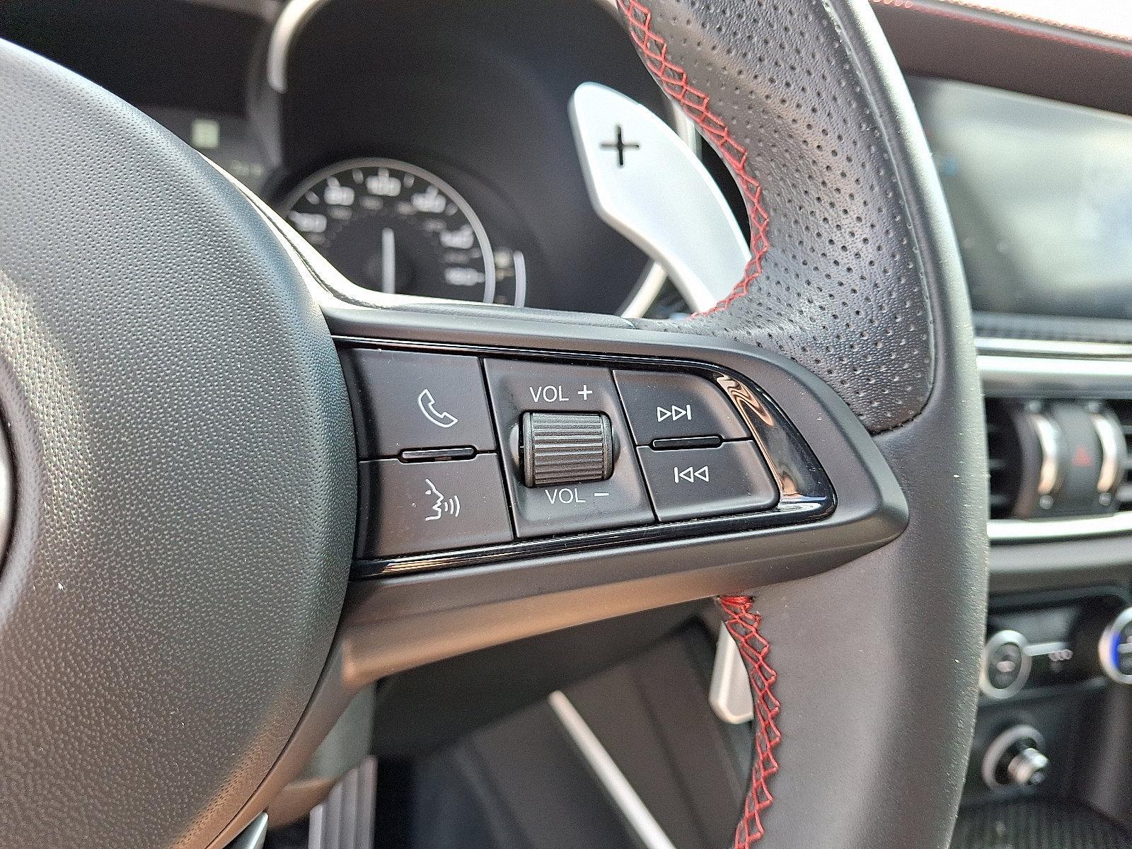 2023 Alfa Romeo Stelvio Vehicle Photo in Willow Grove, PA 19090
