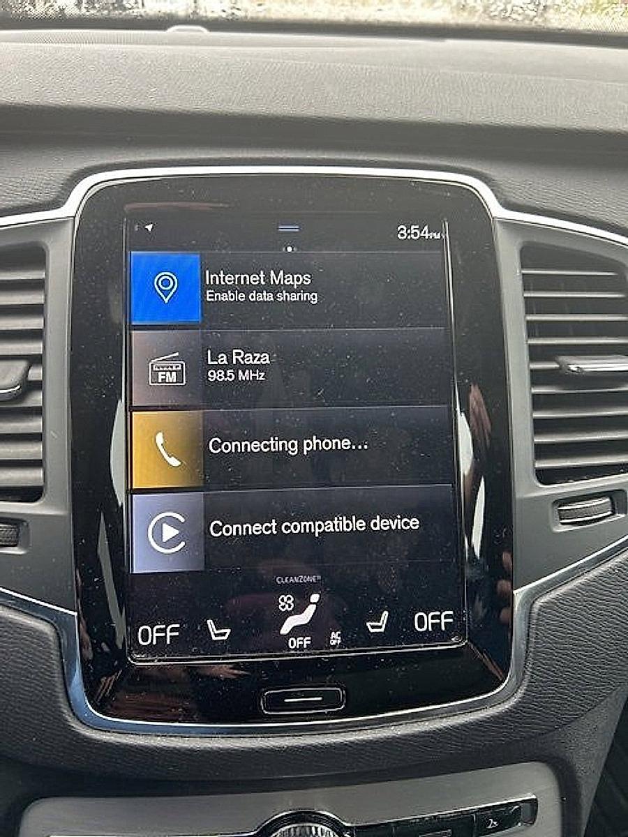 2021 Volvo XC90 Vehicle Photo in Trevose, PA 19053