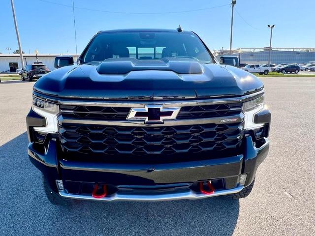 Used 2024 Chevrolet Silverado 1500 ZR2 with VIN 3GCUDHEL7RG217433 for sale in Effingham, IL