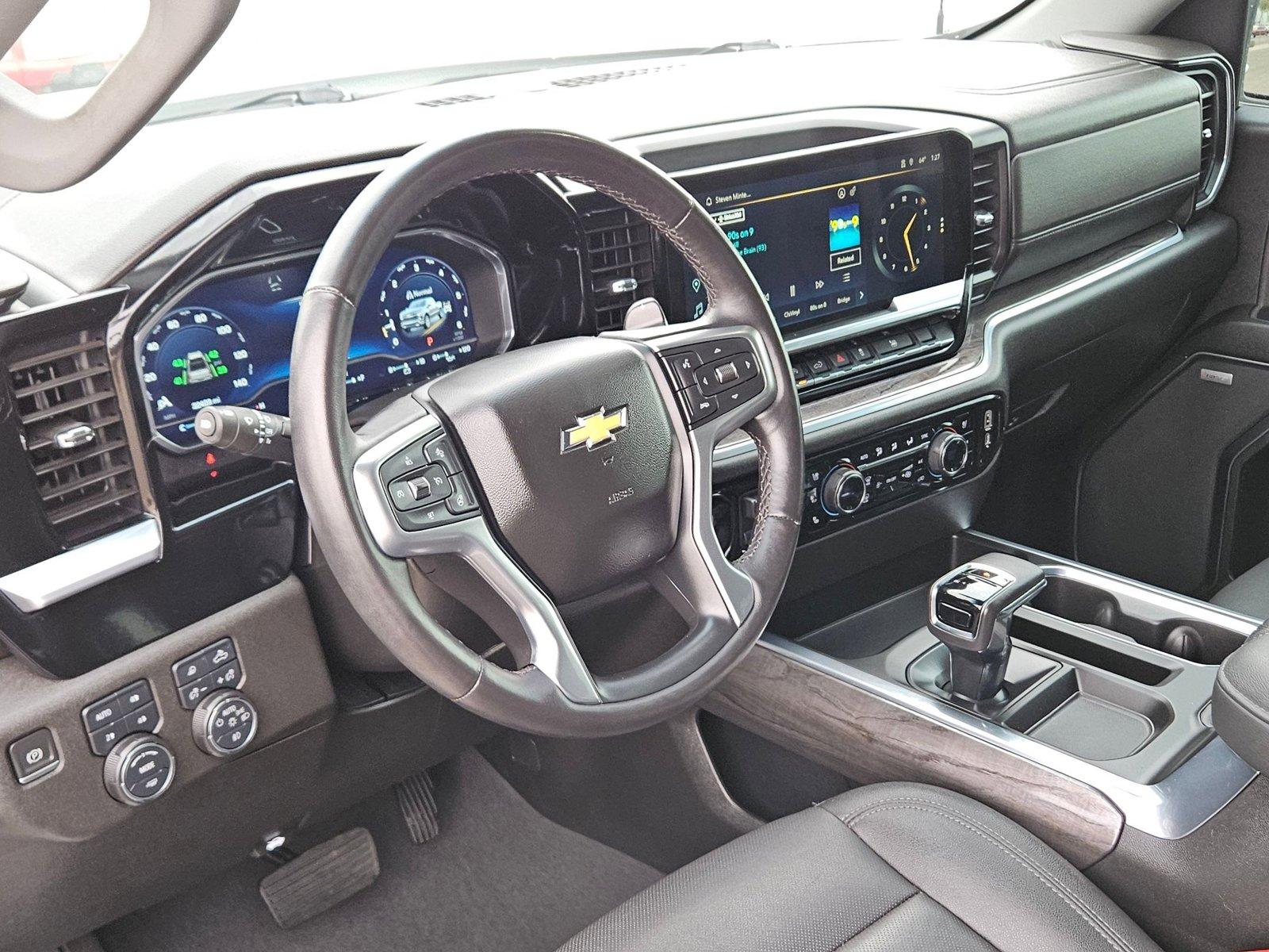 2022 Chevrolet Silverado 1500 Vehicle Photo in PEORIA, AZ 85382-3715