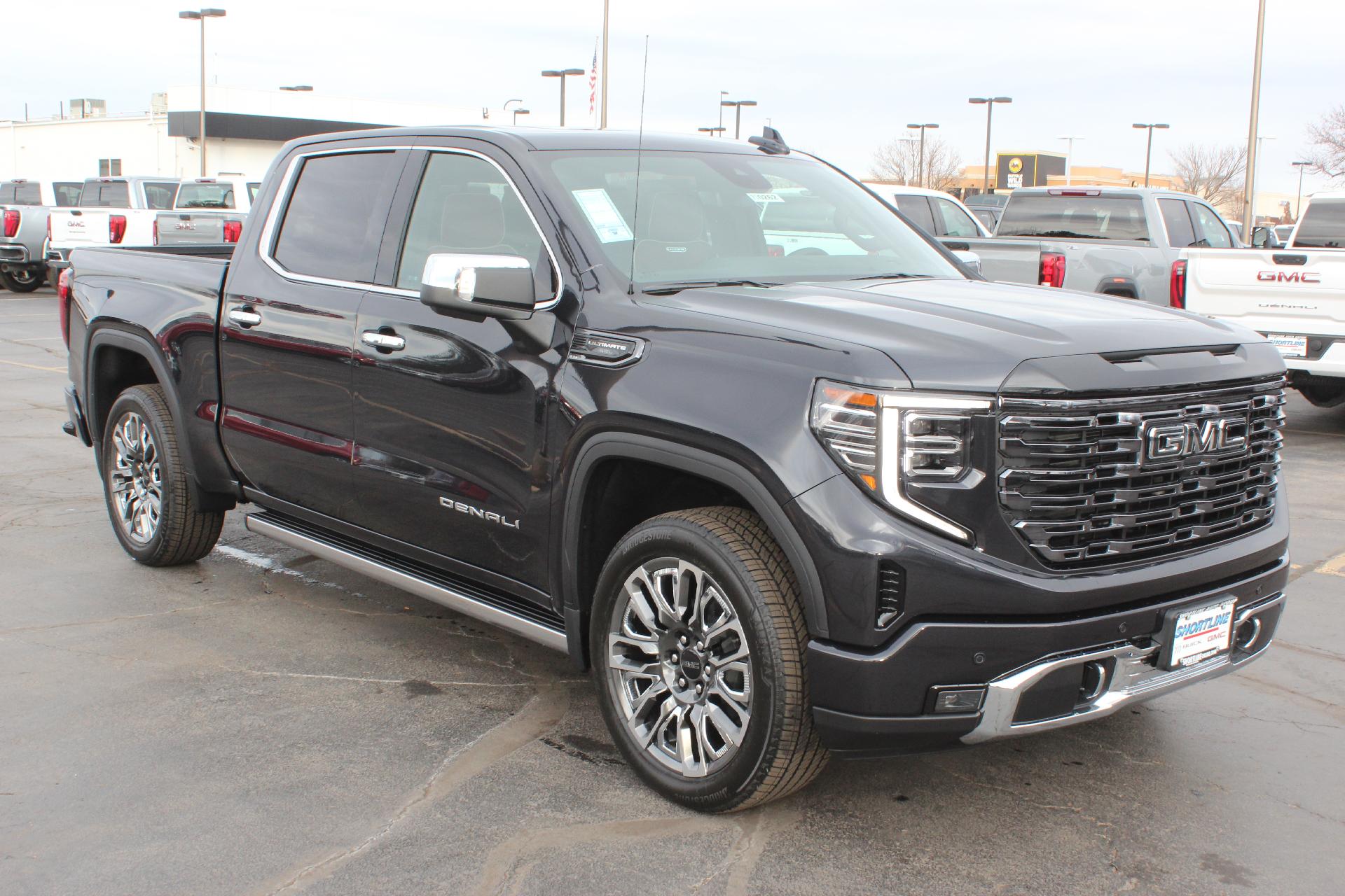 2025 GMC Sierra 1500 Vehicle Photo in AURORA, CO 80012-4011