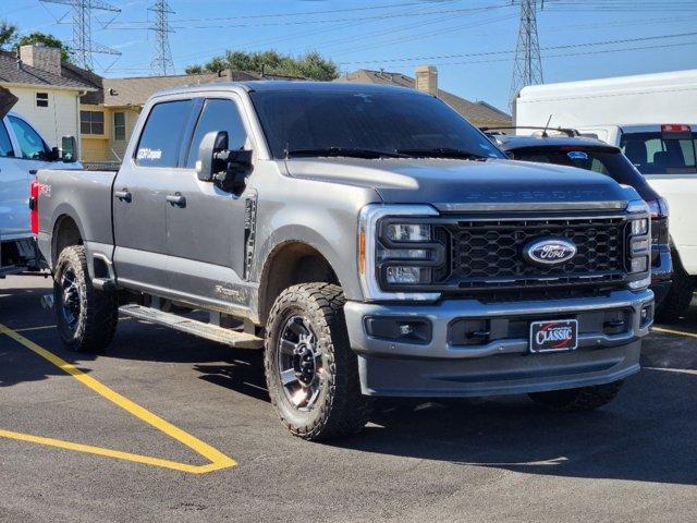 2023 Ford Super Duty F-250 SRW Vehicle Photo in SUGAR LAND, TX 77478-0000