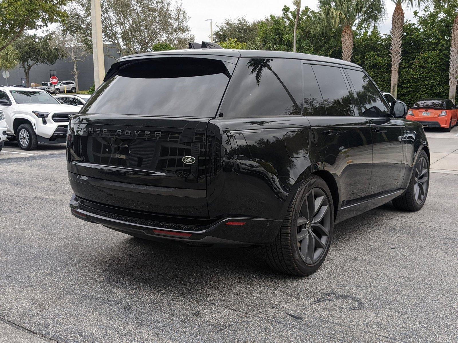 2023 Land Rover Range Rover Vehicle Photo in Pompano Beach, FL 33064